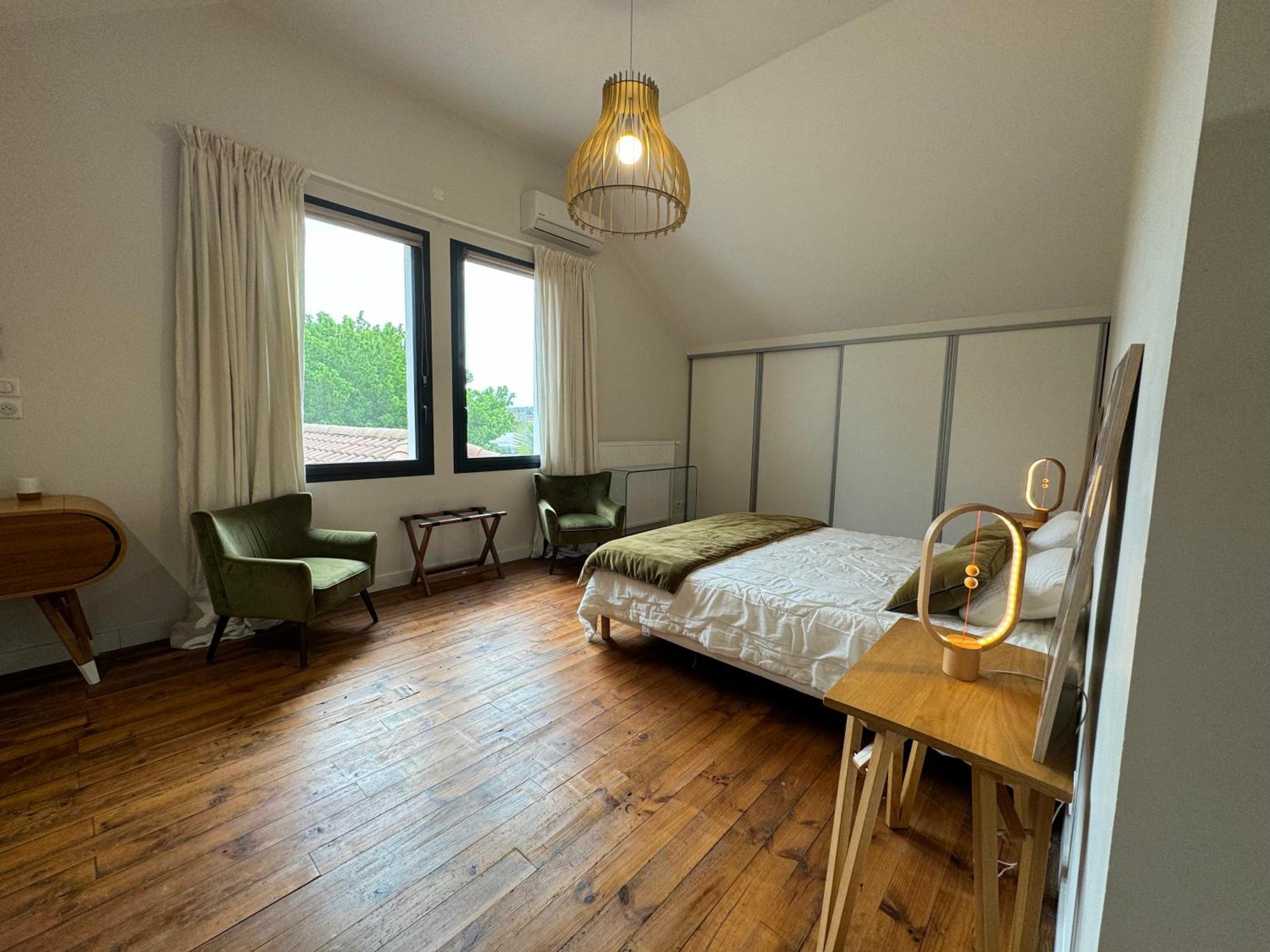 Demeure De Charme Vue Riviere Perigueux Piscine Parking Bed & Breakfast Exterior photo